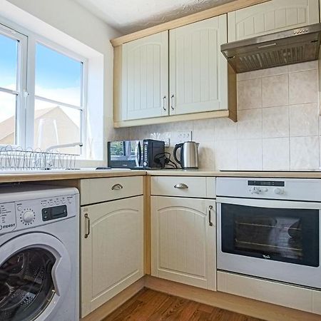 Delightful 2 Bed Apartment For Bicester Outlet Shopping By Platinum Key Properties Экстерьер фото